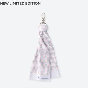 Norwex Optic Scarf Signature Floral Frost NWT